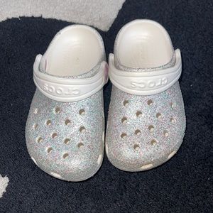 Crocs sparkly white size 8 little girl